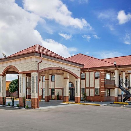 Quality Inn & Suites New Boston Bagian luar foto