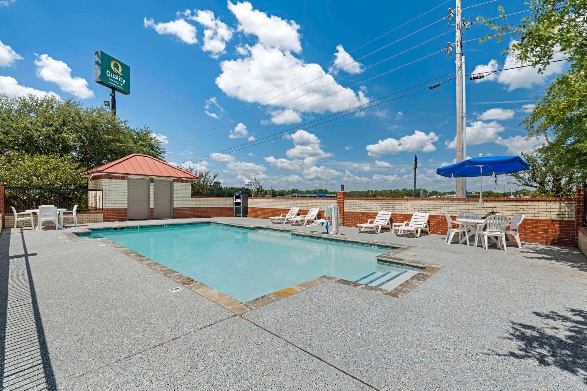 Quality Inn & Suites New Boston Bagian luar foto